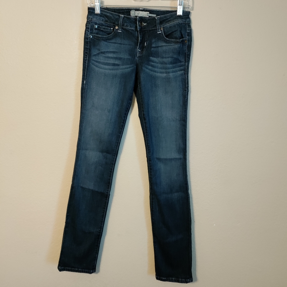 Level 99 Skinny Straight Jeans Size 26